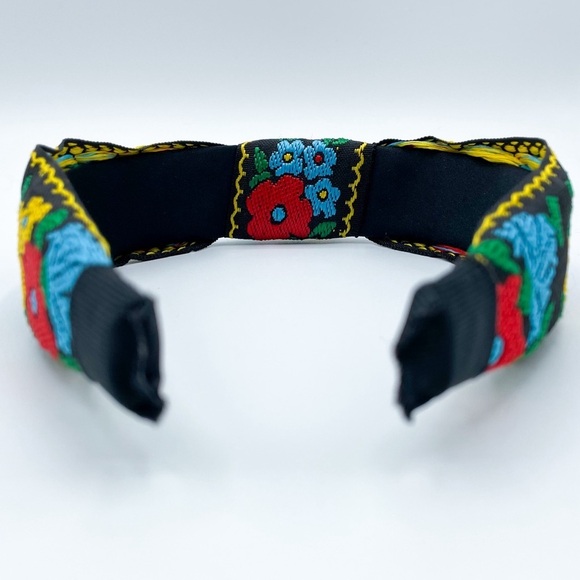 Set of 2 Knot Headbands with Embroidered Fruit & Floral Motifs - Picture 5 of 9